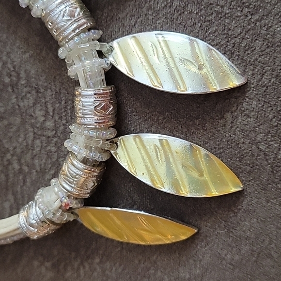 Greek Goddess Multi-strand Metal Beaded Leaf Castlecore Necklace - Picture 2 of 6